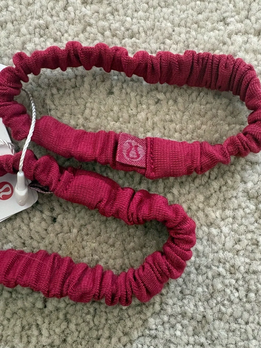 Lululemon skinny scrunchies 2pk NWT BRML berry rumble